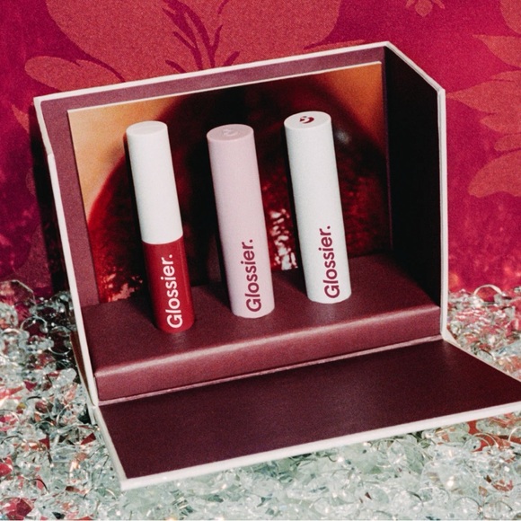 GLOSSIER ISO ITEM!!!! - Picture 2 of 2